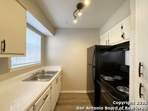 Building Photo - 2802 Lasses Blvd