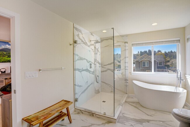 Building Photo - 124 Homer Ave SW