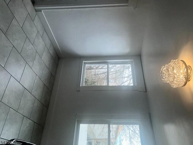 Building Photo - 21 Tillinghast St