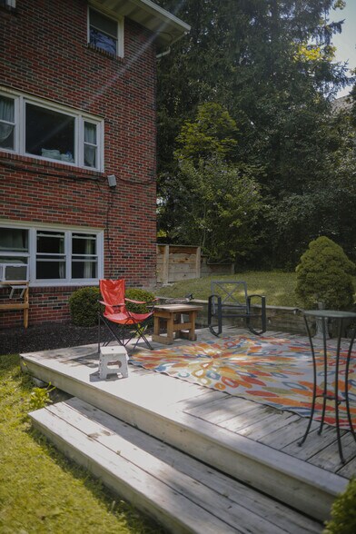 Shared backyard - 223 Merrill St