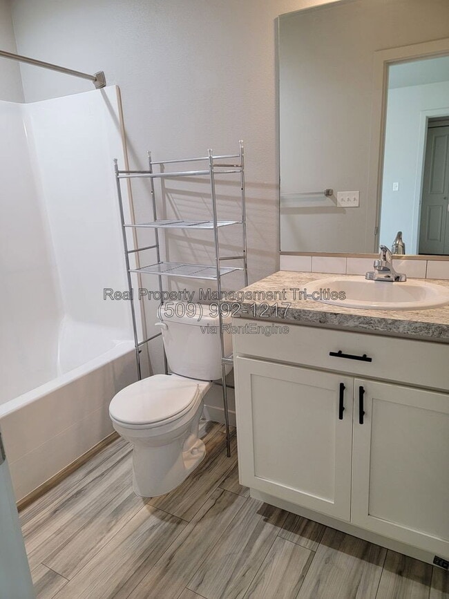 Building Photo - 412 Whitefish Ln