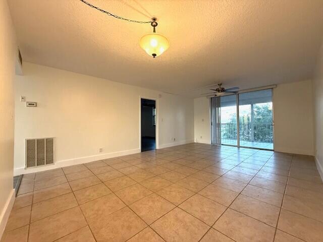 Building Photo - 4570 NW 18th Ave