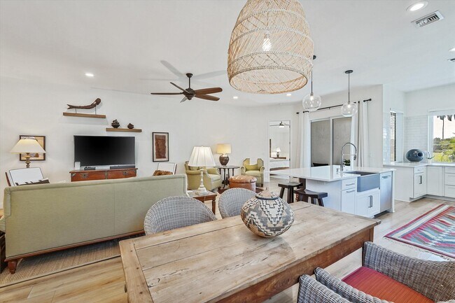 Building Photo - 2622 Country Golf Dr