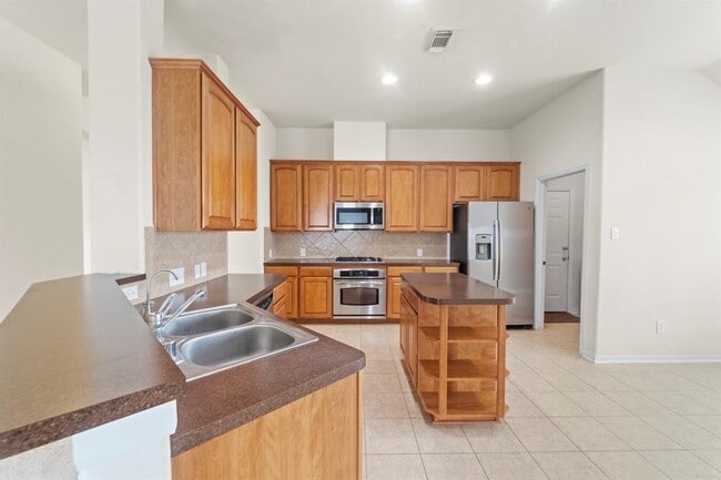 Building Photo - 9518 Denfield Ln