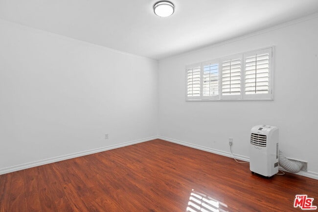 Building Photo - 2109 S Marvin Ave