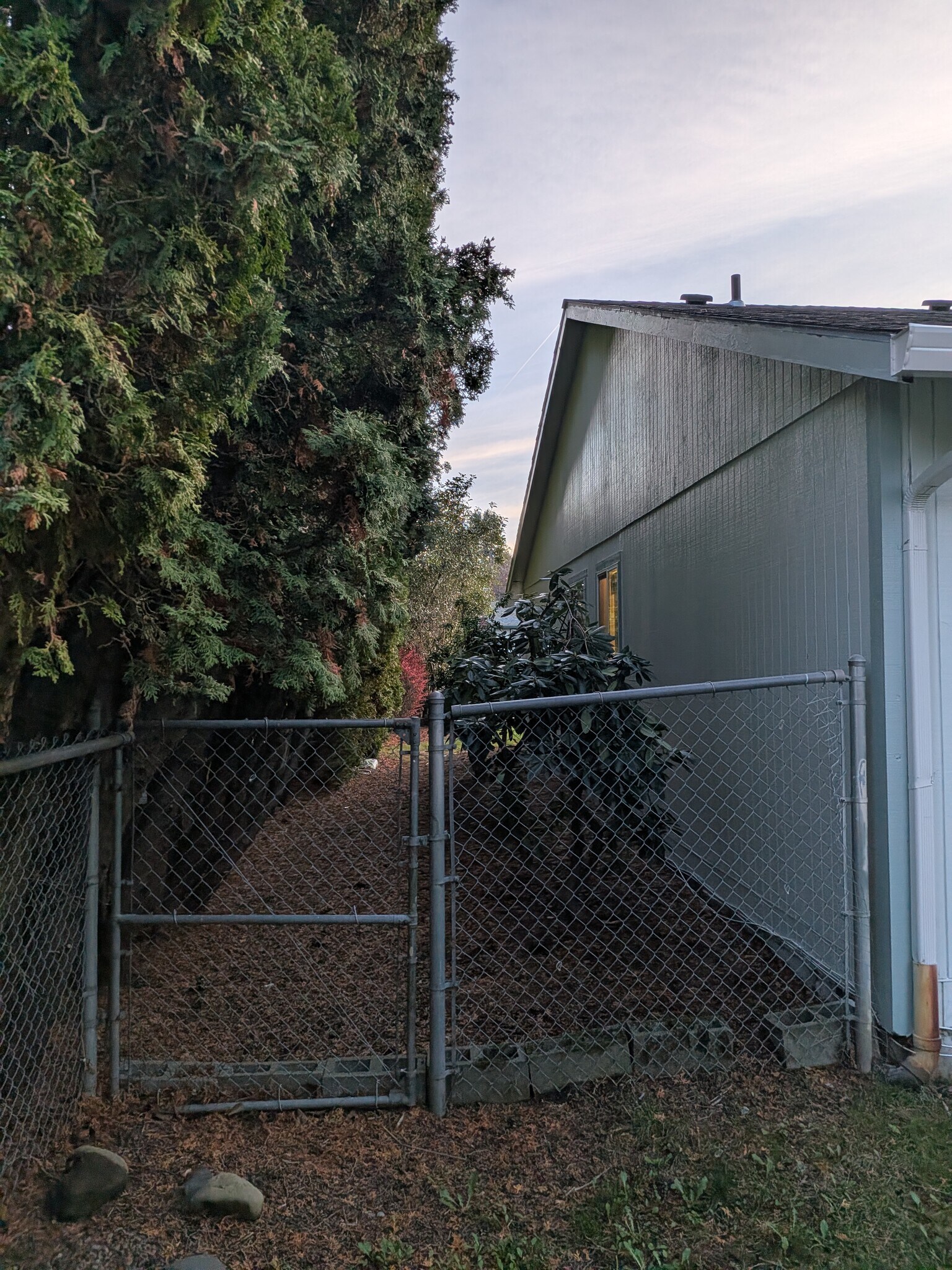 Building Photo - 3509 SE 11th St