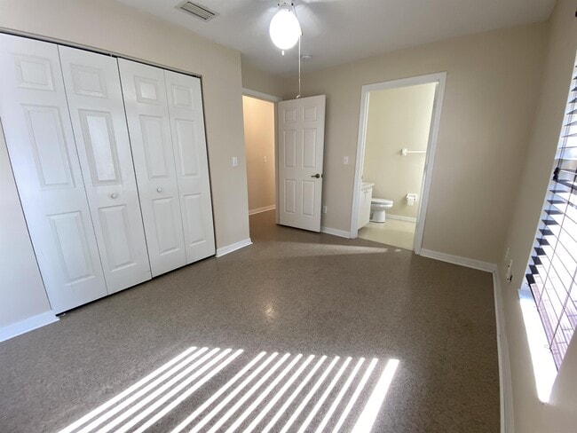 Building Photo - 2271 Granada Dr