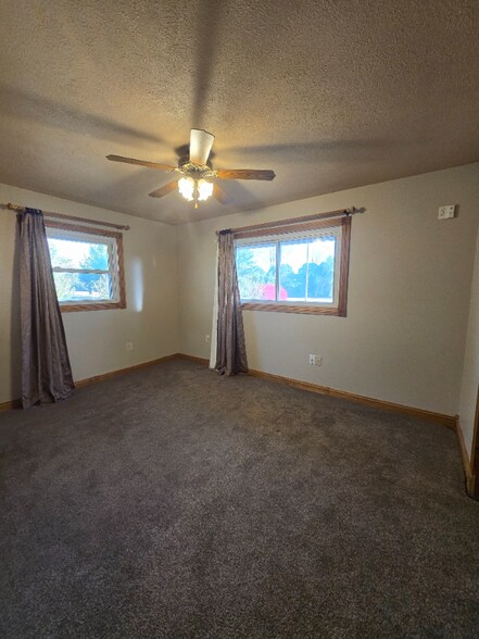 Building Photo - 7520 W Manson Colfax Rd