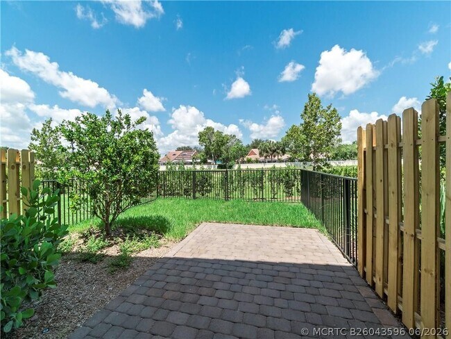 Building Photo - 13056 Anthorne Ln