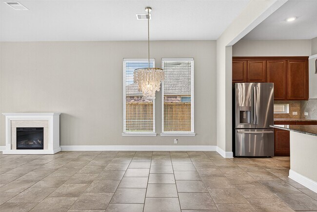 Building Photo - 19202 Presa Canyon Dr