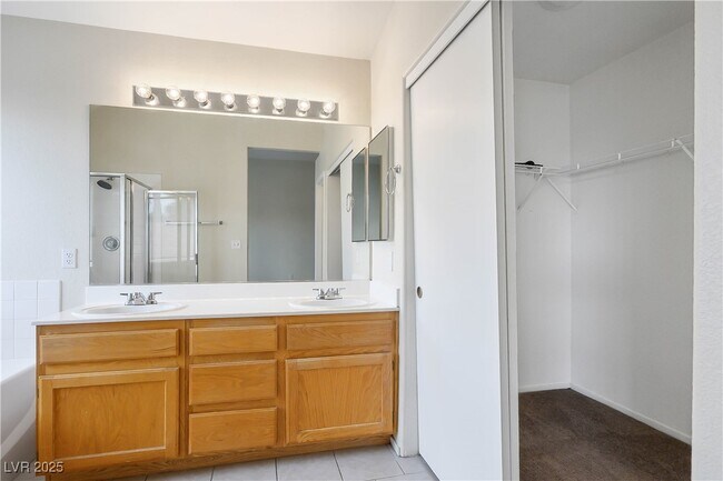 Building Photo - 8037 Radigan Ave