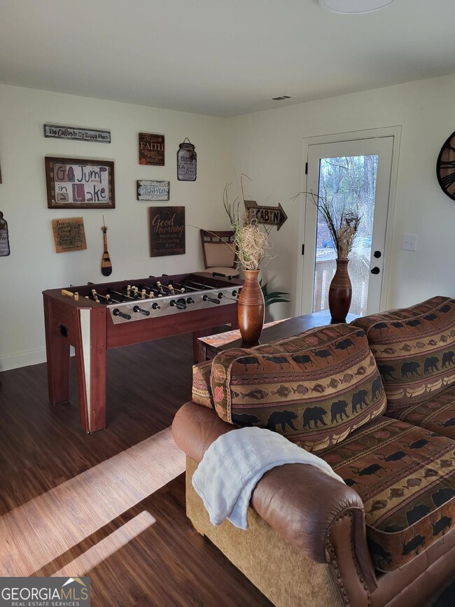 Building Photo - 363 Bayside Ln