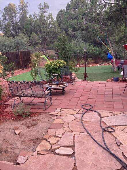 Building Photo - 120 Palo Verde Cir