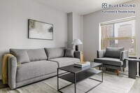 Building Photo - 8 W Chestnut St