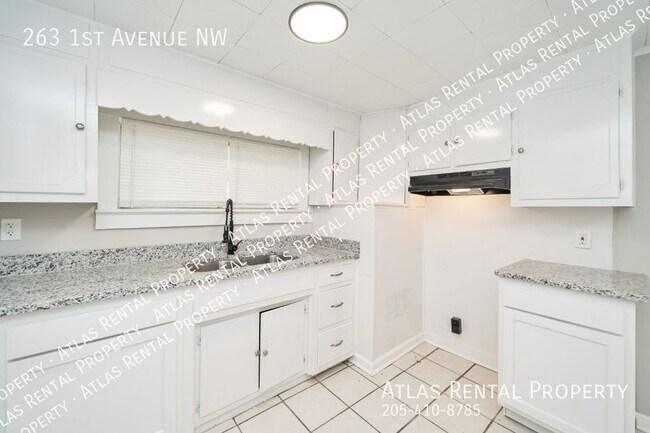 Building Photo - 263 1st Ave NW