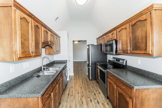 Building Photo - 7896 Allen Ridge Ln