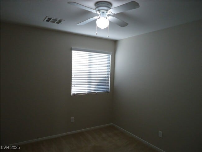 Building Photo - 8954 Fox Season Ave