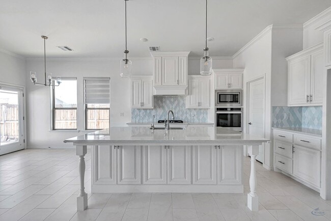 Building Photo - 1813 Wrigley Dr