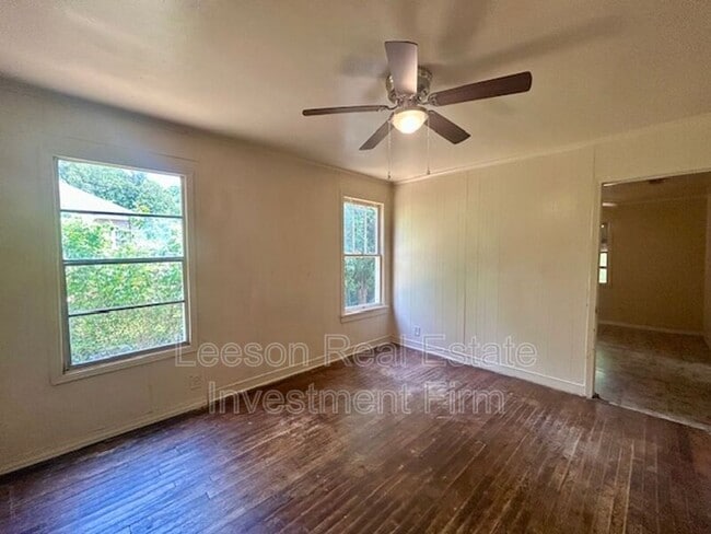 Building Photo - 2551 Claiborne Ave
