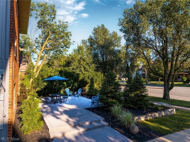 Building Photo - 10528 Clifton Blvd