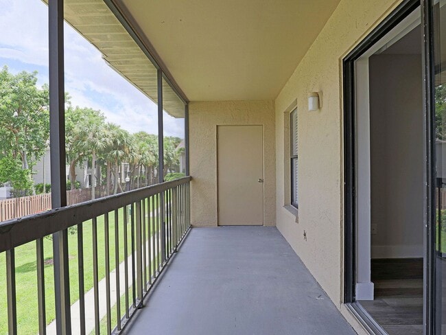 Building Photo - Mystic Gardens 5303-315 Summerlin Rd Fort ...