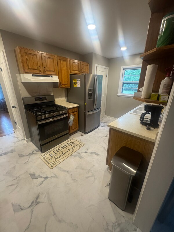 Building Photo - 10436 Gast Rd