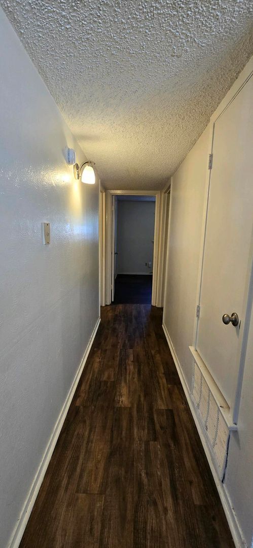 Building Photo - Charming 2-Bedroom Home for Rent – Comfortable & Convenient Living!