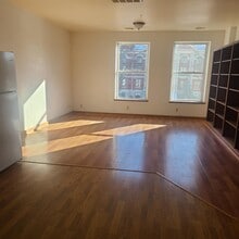 Building Photo - 218 W Central Ave