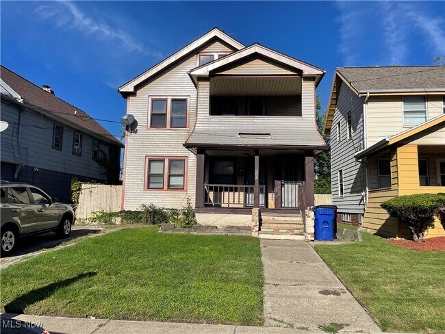 Primary Photo - 843 Rondel Rd