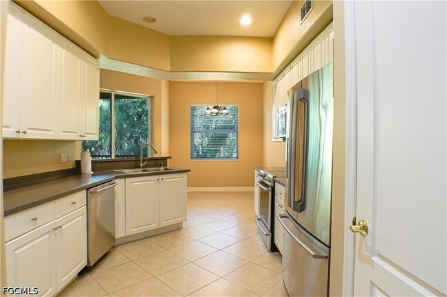 Building Photo - 6010 Jonathans Bay Cir