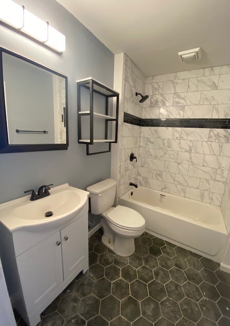 2nd floor bath - 312 Lexington Ave