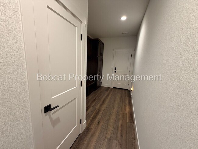 Building Photo - Modern Lock-and-Leave Living in the Heart of Carson City