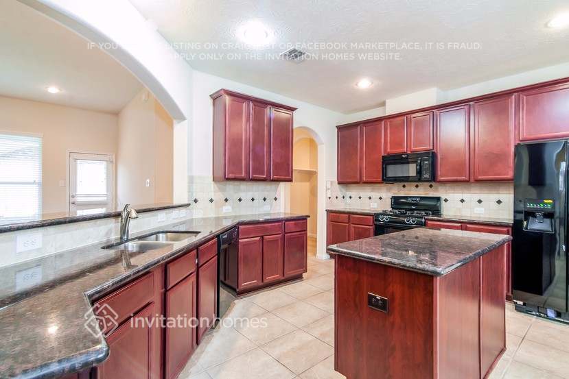 Building Photo - 3322 Rose Trace Dr