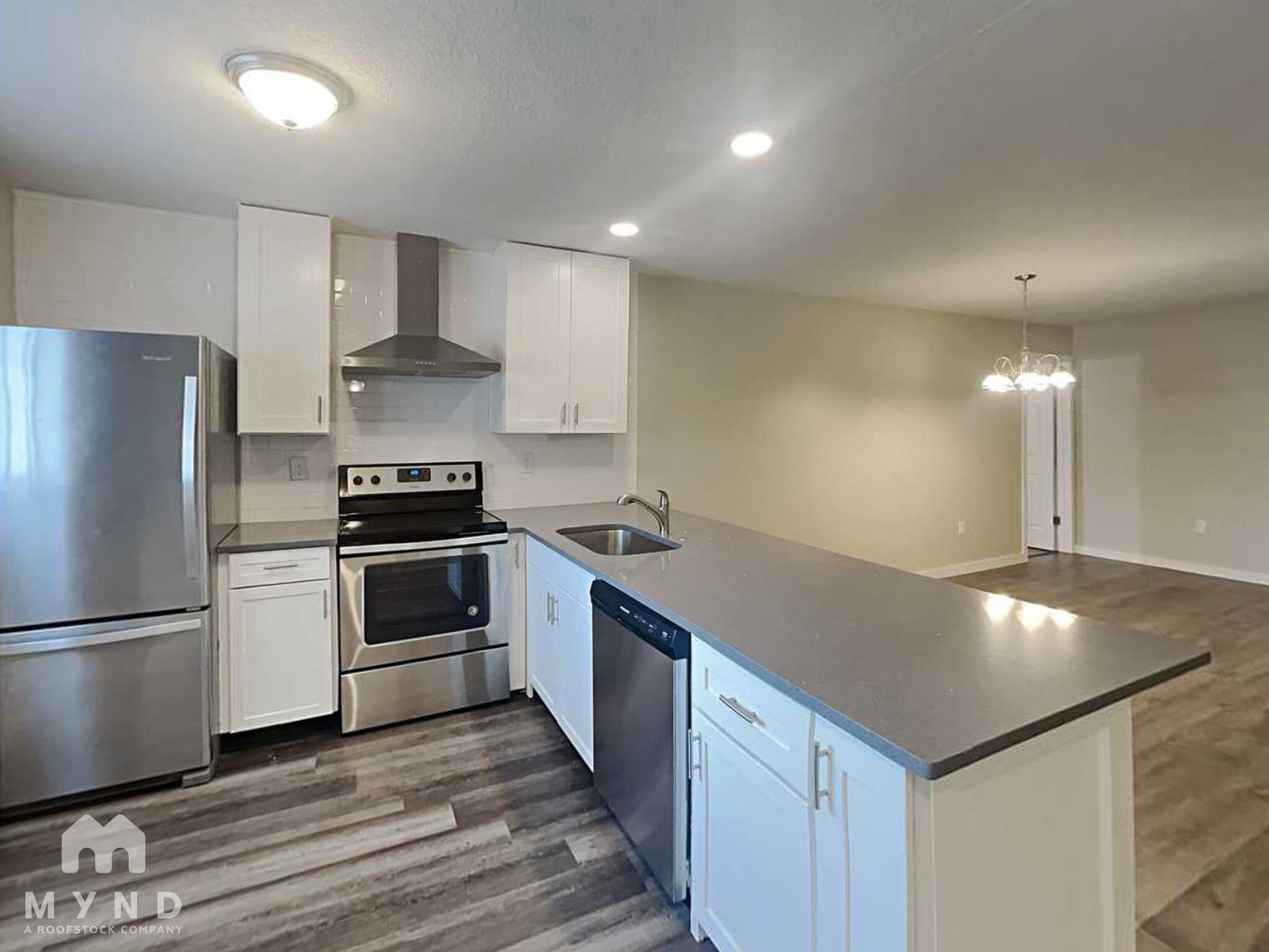 Building Photo - 8610 Sagewood Dr