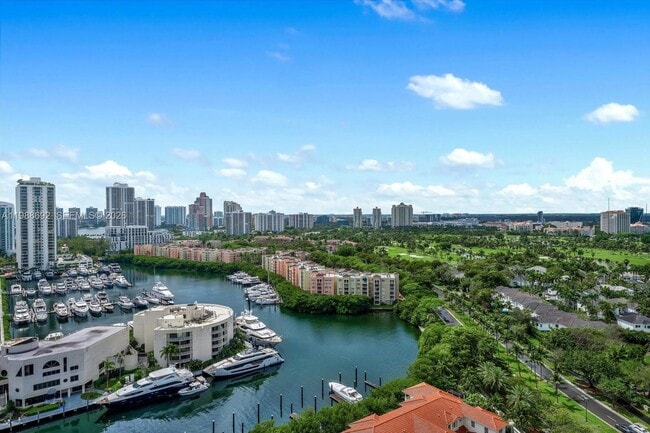 Building Photo - 19955 NE 38th Ct