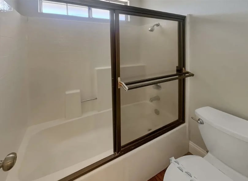 Building Photo - 662 Spinnaker Dr