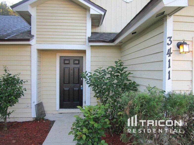 Building Photo - 3411 Grenoble Dr