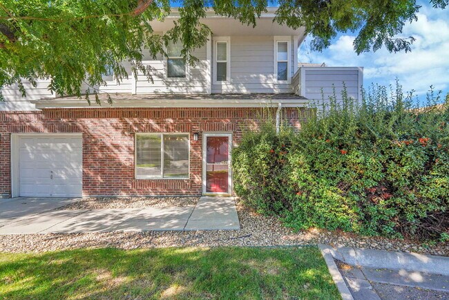 Building Photo - $1,795.95 - $300 OFF First Month's Rent , 1 Bedroom, 1 Bathroom, Condo in Arvada with Washer and ...