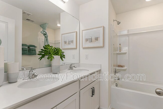 Building Photo - 506 Trotters Ln