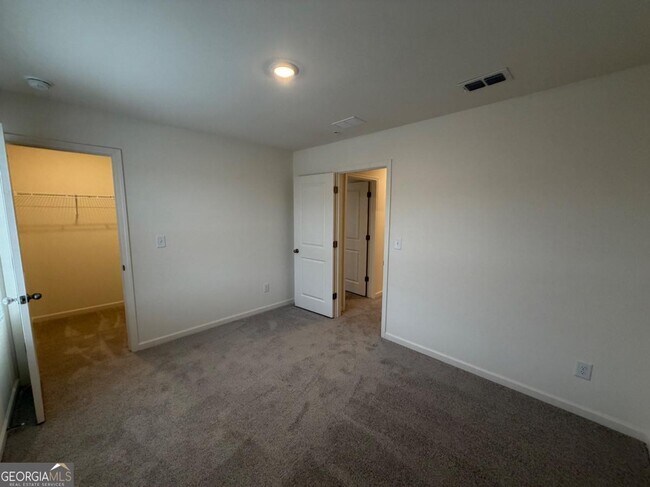 Building Photo - 1257 Fagiolo St