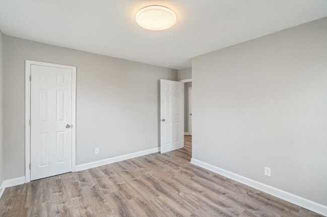 Building Photo - 3658 Tarbett Rd