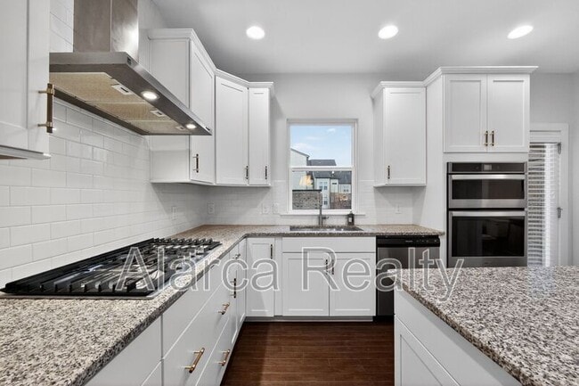 Building Photo - 2727 Grand Union Way