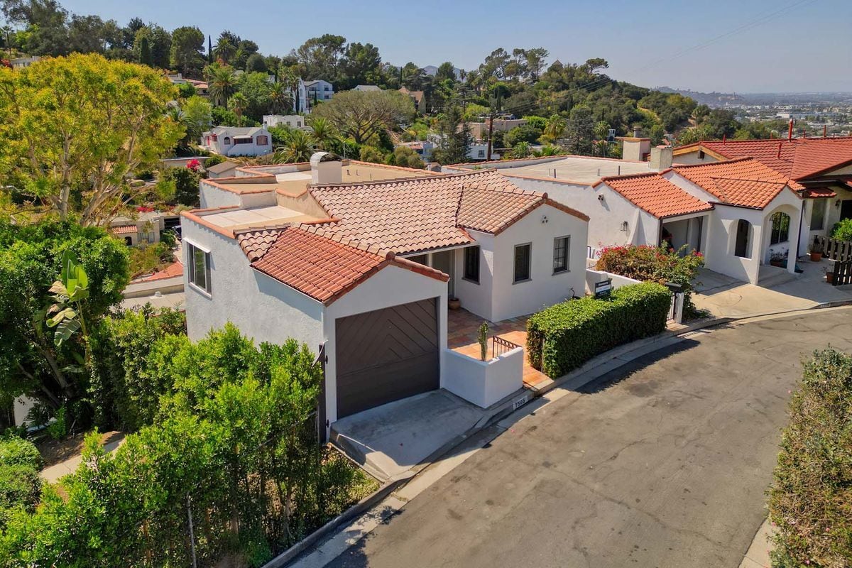 Building Photo - 1505 Stanford Dr