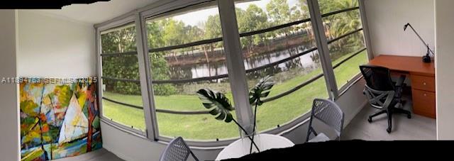 Building Photo - 271 Durham E