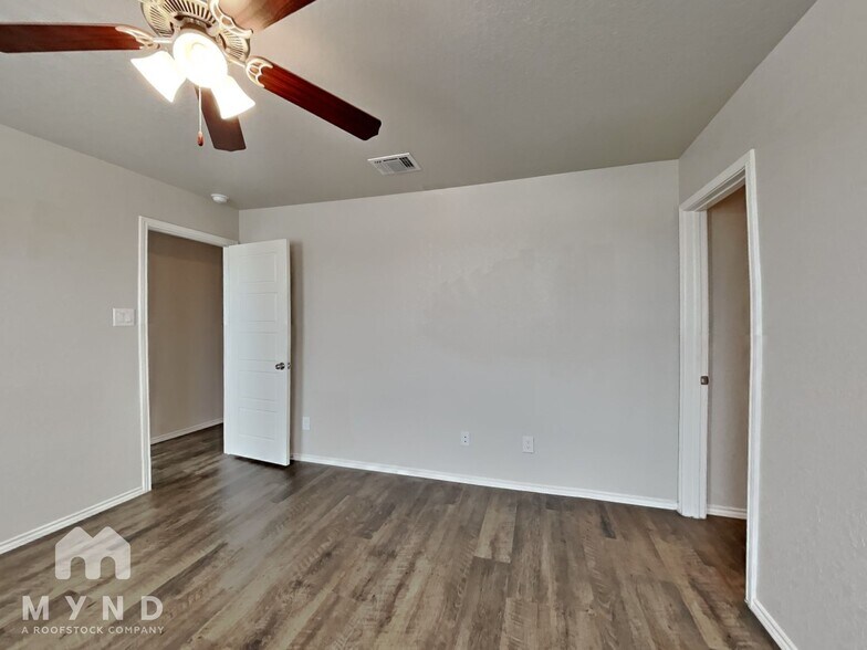 Building Photo - 12923 Cicely Ct