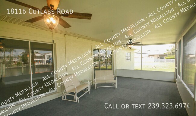 Building Photo - Fort Myers Beach Sailboat Access Home in t...