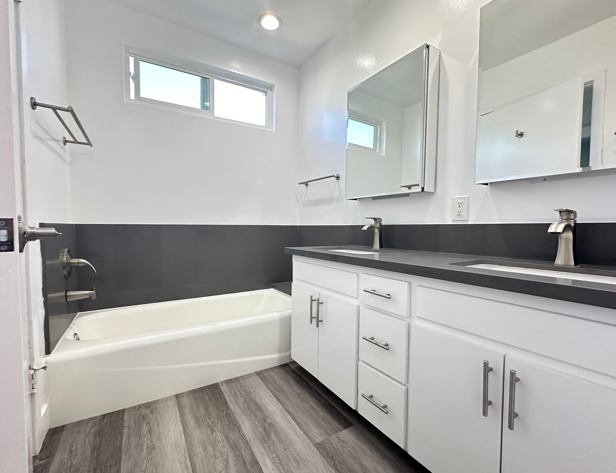 Building Photo - 244 N Almont Dr