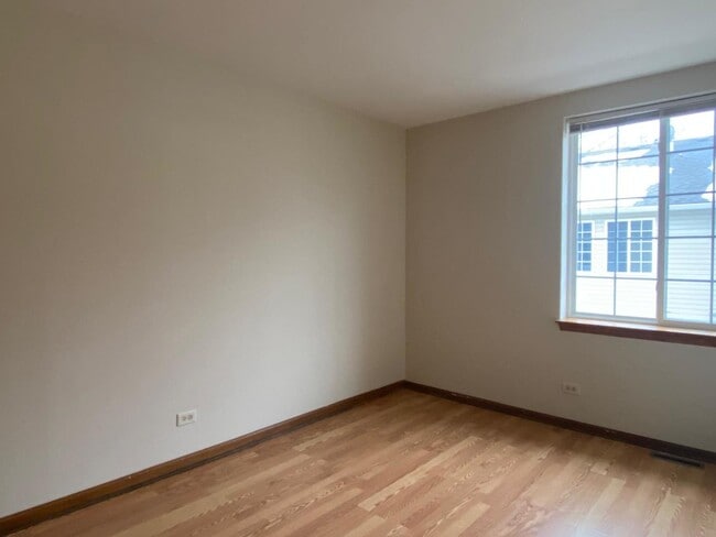 Building Photo - 34 S Macgillis Dr