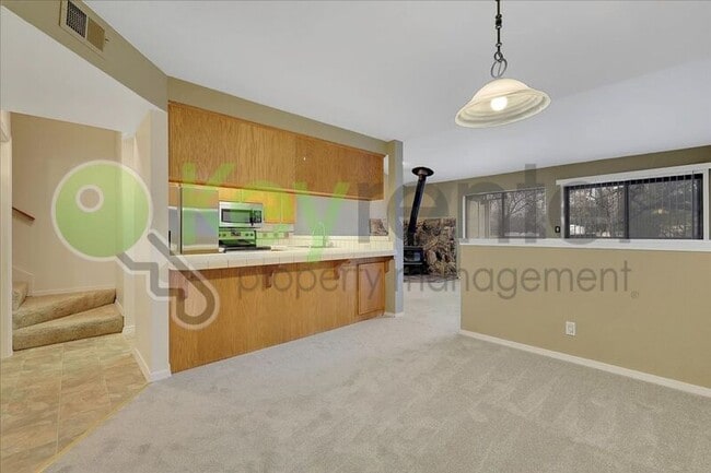 Building Photo - 7733 Lauppe Ln