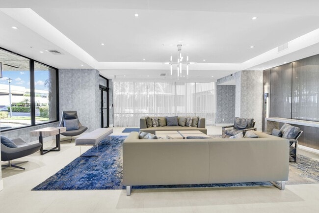 Building Photo - 899 Jeffery St